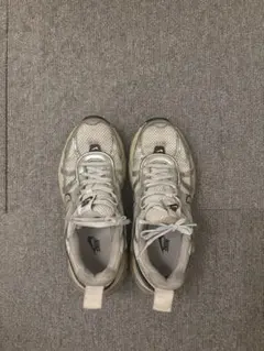 V2K RUN SUMMIT WHITE METALLICSILVER 23.5