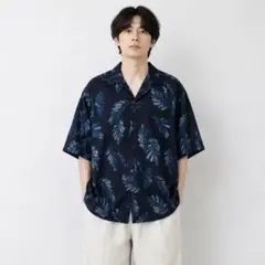UNIQLO ユニクロ オープンカラーシャツ 半袖 リーフ柄S 男女兼用のサムネイル