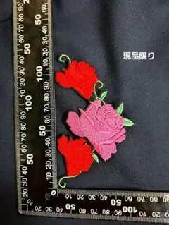 バラ刺繍　アイロン接着ワッペン