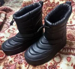 【値下げ】ZARA フラットキルティングアンクルブーツ 35ブラック