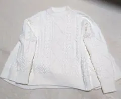 ＆.NOSTALGIAオフホワイト ケーブル編み ニット 長袖