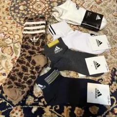 アディダスオリジナルス　レオパード クルーソックス 靴下 adidasのサムネイル