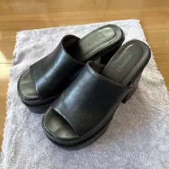 EMODA ブラック サンダルのサムネイル