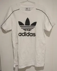 アディダス　Tシャツ　レディースのサムネイル