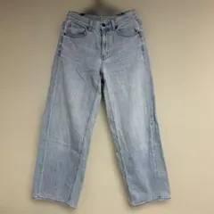 GU ローライズバギージーンズ　Sサイズ