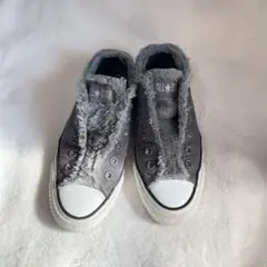 ボアスニーカー