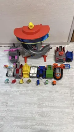 パウ・パトロール/パウステーション、フィギュア、車両セット