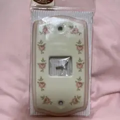 日本製　磁器製　花柄　薔薇　　　　　スイッチカバー