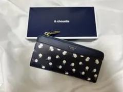 & chouette 花柄長財布 ネイビーのサムネイル