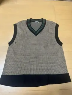 GU ニットベスト