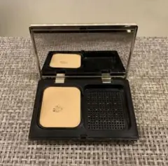 クレ・ド・ポー ボーテ タンプードルエクラ オークル10