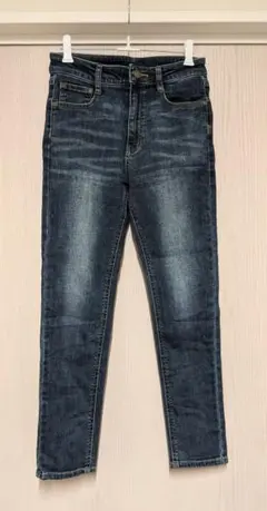 【美品】男の子 ダークブルー スキニージーンズ 160