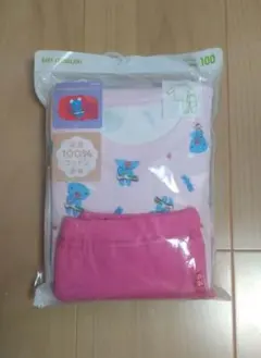 新品　ユニクロ　ペネロペ　長袖パジャマ100　GU