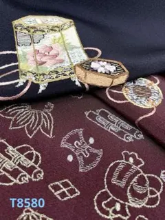 正絹 縮緬 墨黒(柔らかな黒地） 宝尽くし 袷 付け下げ日本刺繍 手刺繍