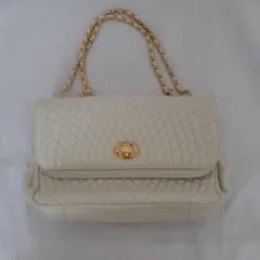 Item thumbnail for item 801b5292-4c45-4aca-a19c-25a3b2840d52