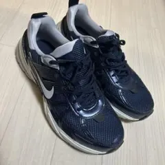 NIKE V2K RUN ネイビー　27.5cm