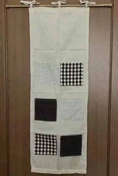 ウォールポケット タペストリー salut!