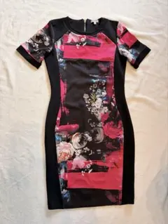 RIVER ISLAND フラワープリント タイトワンピース 8号のサムネイル