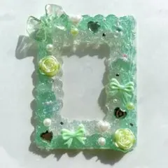 ホイップデコ　トレカケース　硬質ケース　緑　グリーン　リボン　ハート　B8