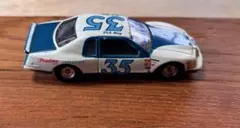 Item thumbnail for item 87a1a5ce-4f43-42a4-8748-e2273cd3723c