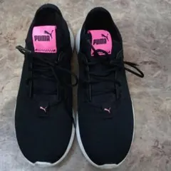 PUMA SOFTRIDE レディース スニーカー ブラック ピンク24.5㎝
