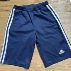 アディダス　ハーフパンツ　150センチ