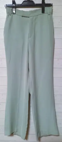 ローリーズファーム LOWRYS FARM ライトグリーン フレアパンツ L