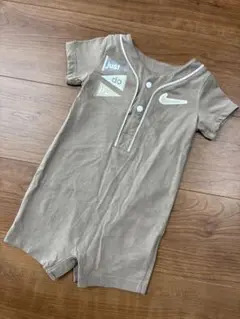 Nike ベージュロンパース 72