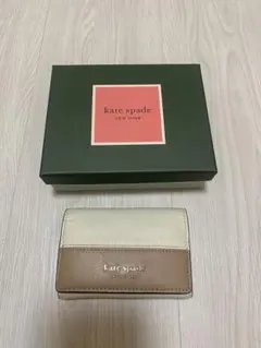 kate spade ケイトスペード　キーケース