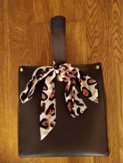 Item thumbnail for item e617f886-8ef8-4b54-b1e4-ca0e6d1ca53c