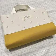 レビューブックカバー　看護学生　ハンドメイド　さくらんぼ　イエロー　176