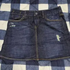 ダメージ加工ダークデニム ミニスカート　GAP