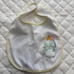 最終値下げ‼️新品未使用 となりのトトロ 刺繍スタイ