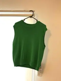 ZARA グリーン ノースリーブセーター M