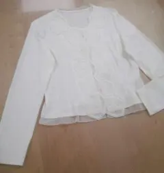 訳ありヒロコビス　刺繍カーディガン　白　コシノヒロコ