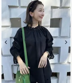 カットワークレースブラウス