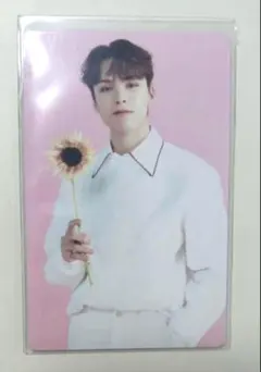 SEVENTEEN CAFE セブチカフェ　ソウル バーノン　トレカ