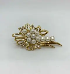 Item thumbnail for item f5a0fbf0-a700-4e7f-950a-bfe95d308403