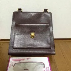 モスキーノ ブラウンバック