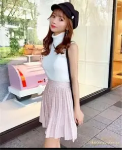 ミシェルマカロン ダルメシアンプリーツスカート ベージュのサムネイル