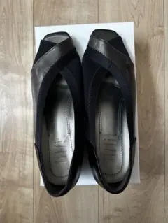 【美品】fitfit フィットフィット ストレッチ クロスパンプス 黒　24