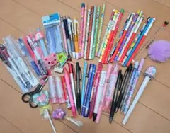 2025年最新】文具まとめ売りの人気アイテム - メルカリ