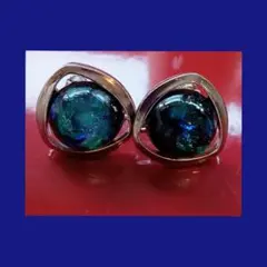 オパール風イヤリング　シルバー色 レトロ