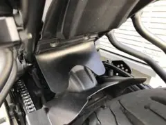 MT-07/XSR700/R7用 リアサス泥除け　標準　スプラッシュガードのサムネイル