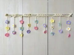 花モチーフのハンドメイドカーテン