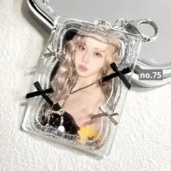 75. トレカケース　トレカキーホルダー　レジンデコ　y2k バレエコア