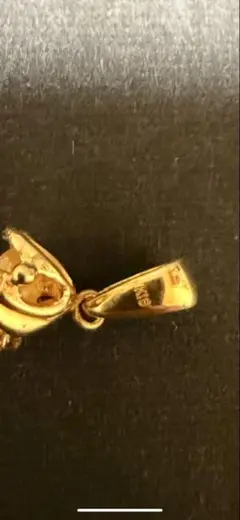 ネックレストップ