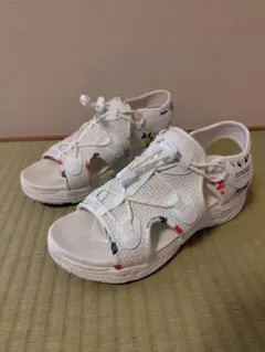 moz SWEDEN LAGOM 花柄 スポーツサンダル