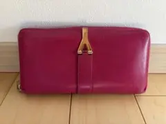 イヴ・サンローラン　長財布　ピンク