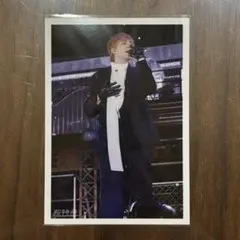 Item thumbnail for item 232f3f18-7d31-47a2-a0b8-90c18e626069